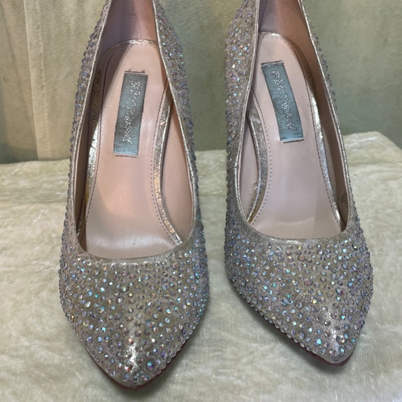 Betsey Johnson 7.5 Rhinestone Sparkle Champ Fab Stiletto shoes pumps heels - Picture 2 of 9